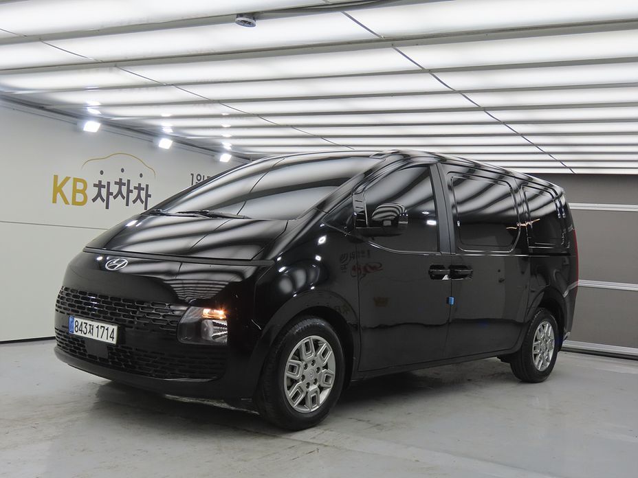 Hyundai Staria 2024