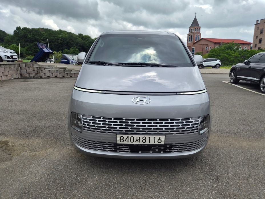 Hyundai Staria 2023