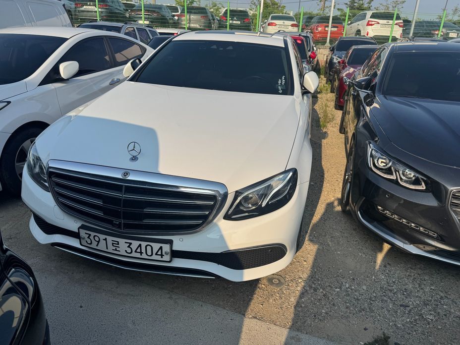 Mercedes-Benz E-Class 2020