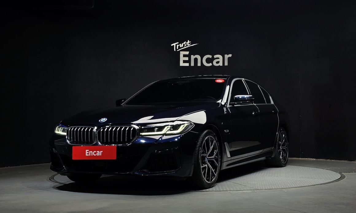 BMW 5-Series 2022