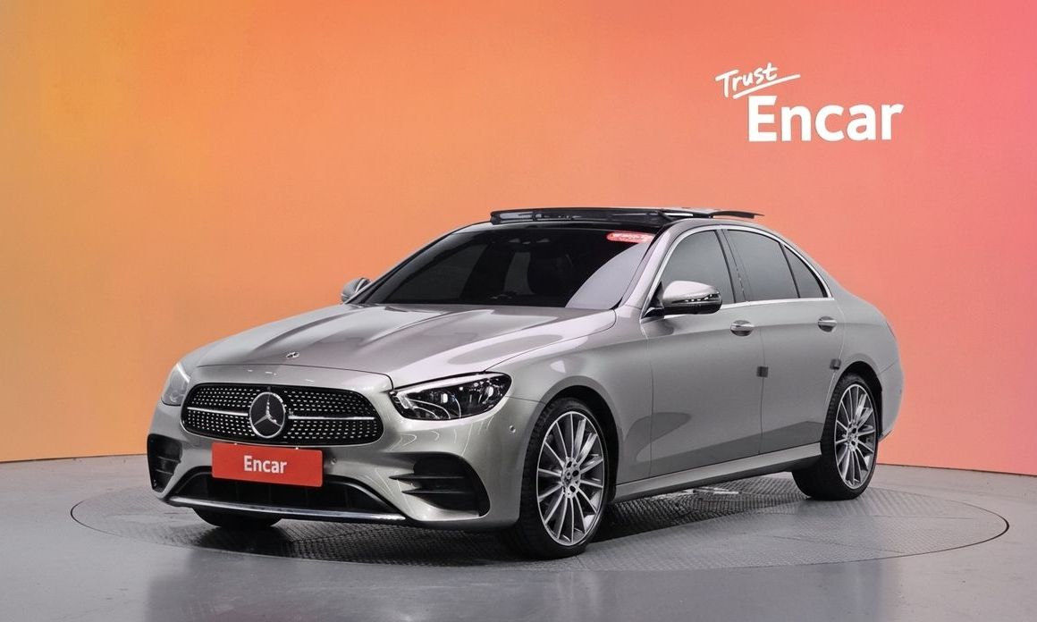 Mercedes-Benz E-Class 2022