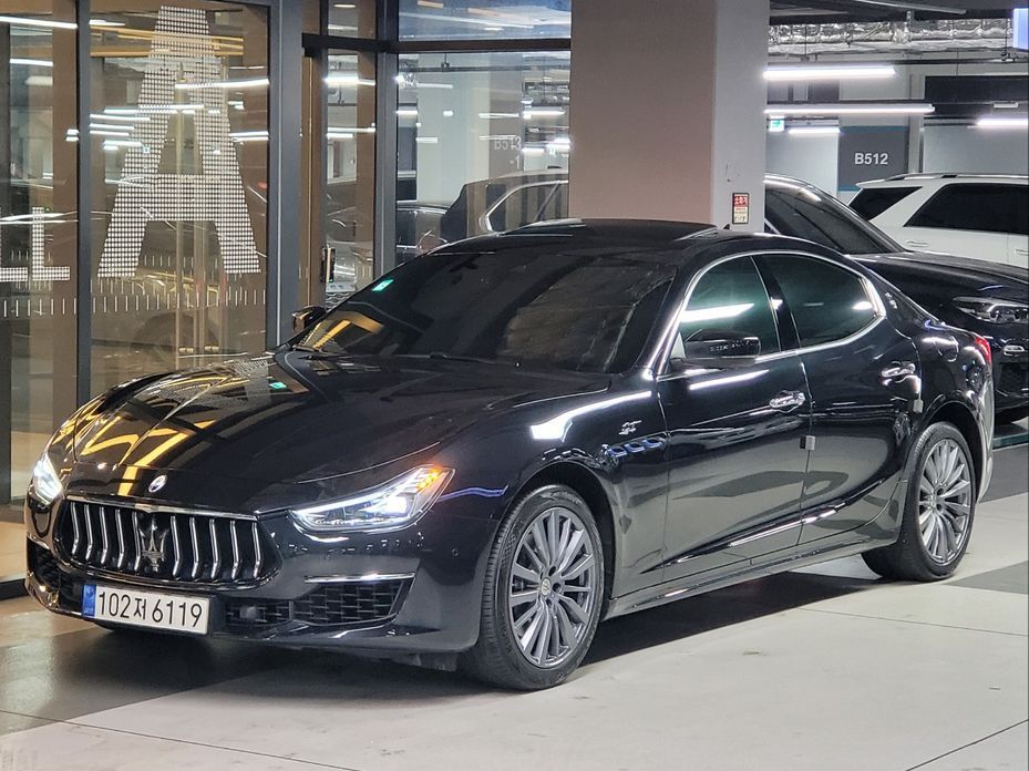 Maserati Ghibli 2022