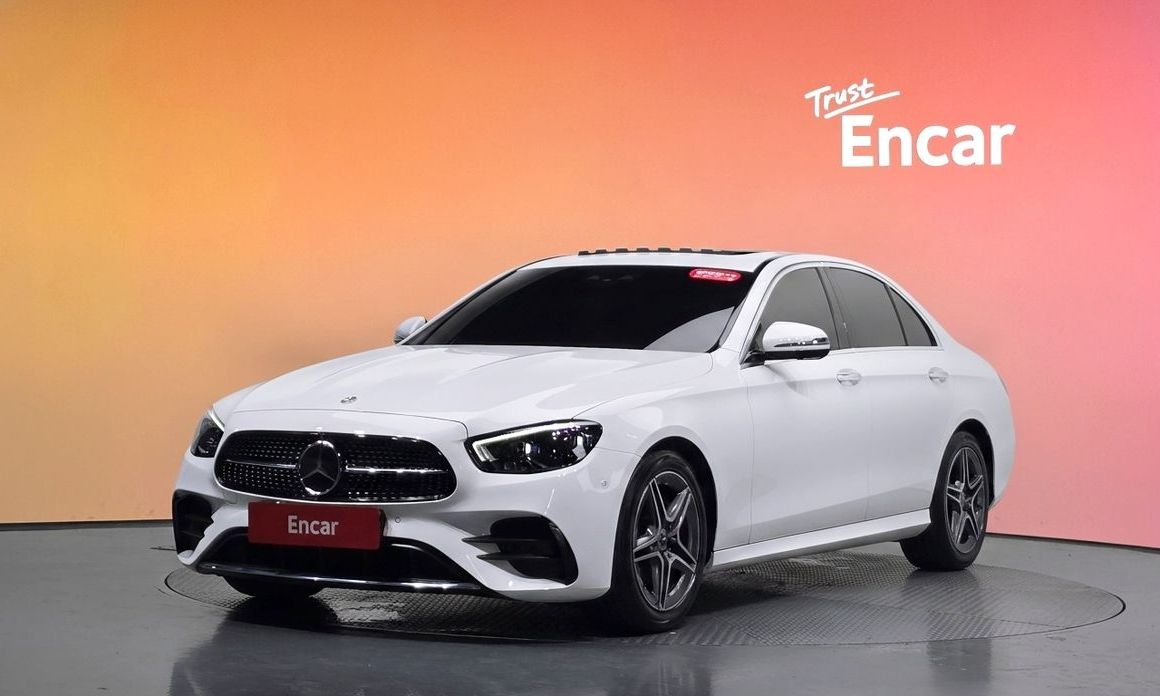 Mercedes-Benz E-Class 2023
