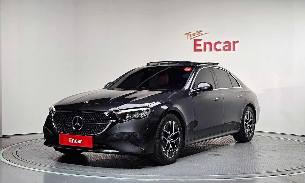 Mercedes-Benz E-Class 2025