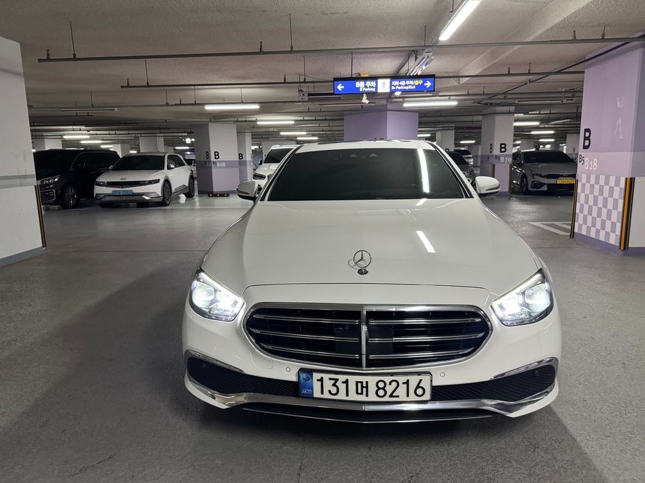 Mercedes-Benz E-Class 2021