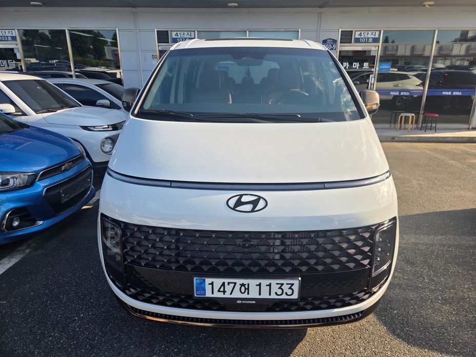 Hyundai Staria 2025
