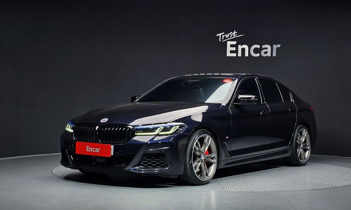 BMW 5-Series 2023