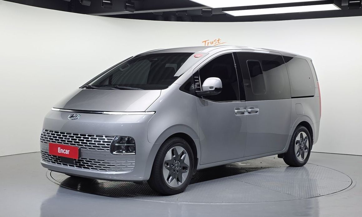 Hyundai Staria 2022