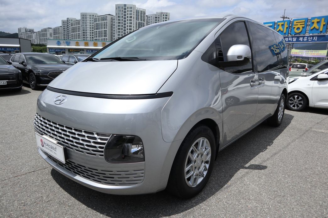 Hyundai Staria 2022