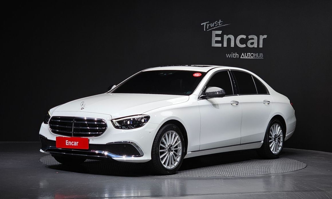 Mercedes-Benz E-Class 2021