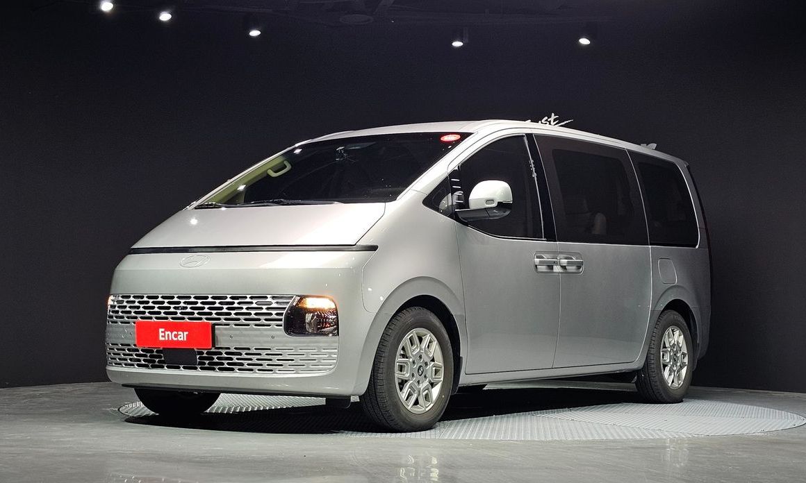 Hyundai Staria 2025