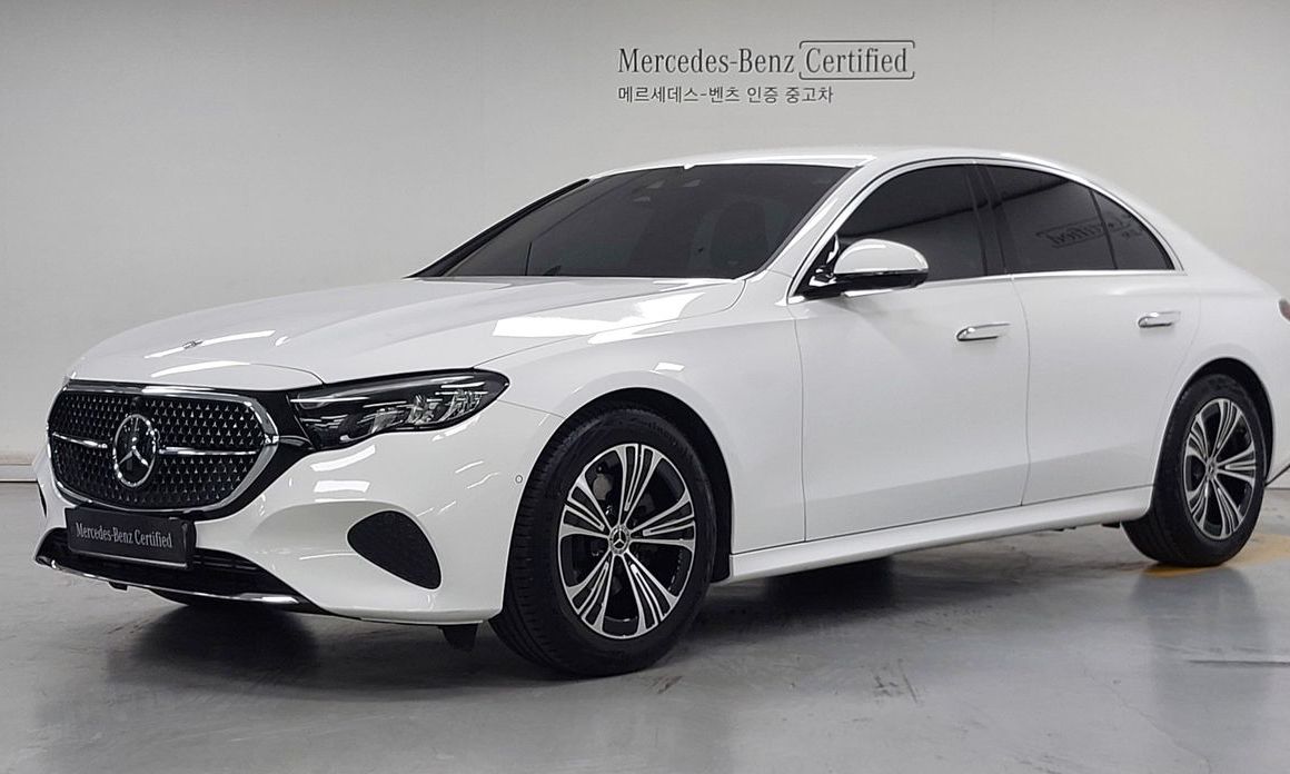 Mercedes-Benz E-Class 2025