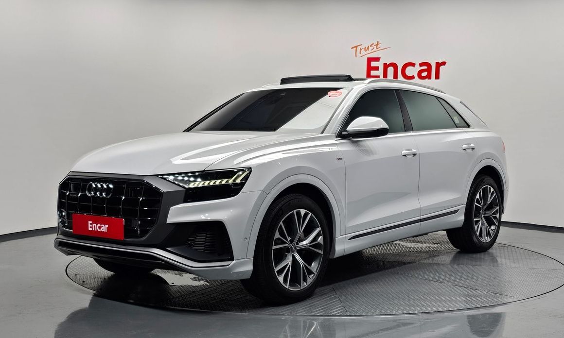 Audi Q8 2021