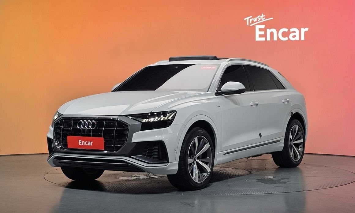 Audi Q8 2021