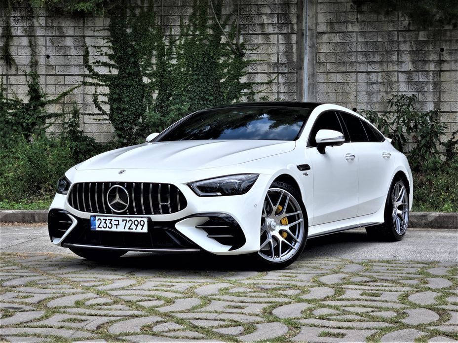 Mercedes-Benz AMG GT 2023
