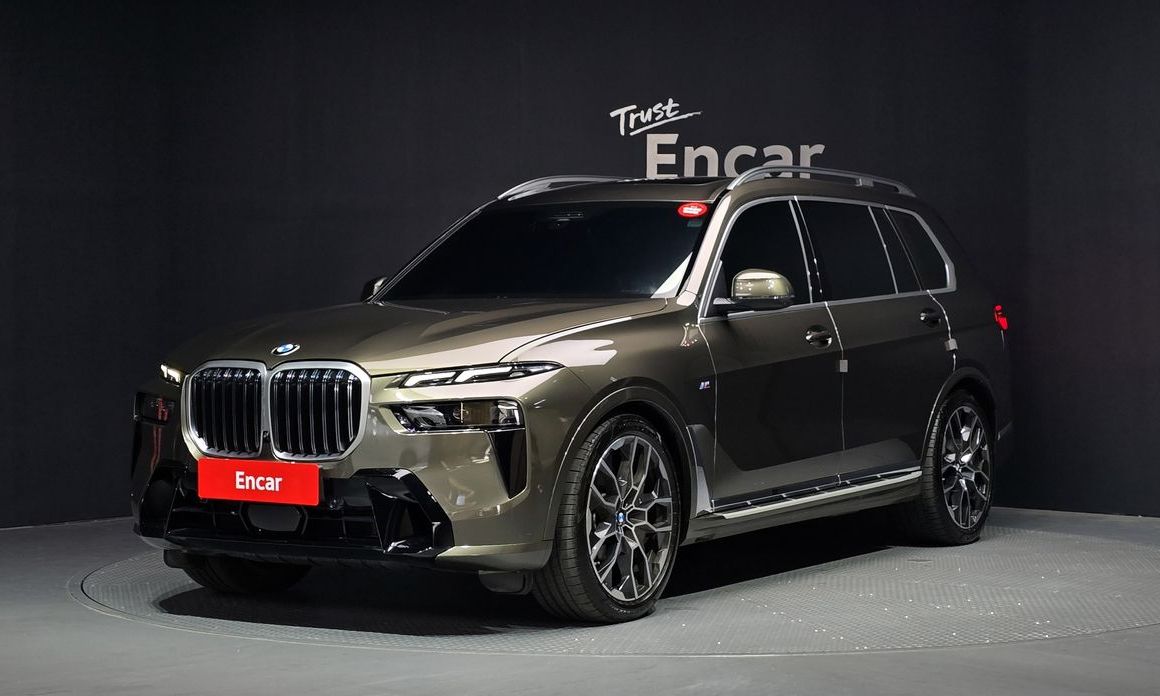 BMW X7 2025