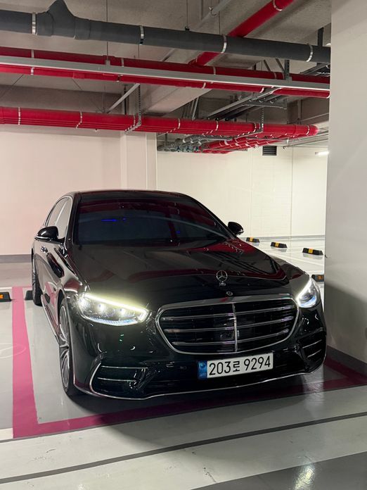 Mercedes-Benz S-Class 2023
