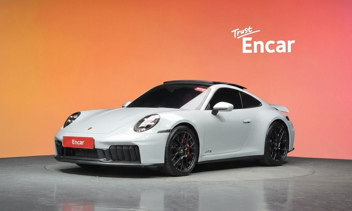 Porsche 911 2025