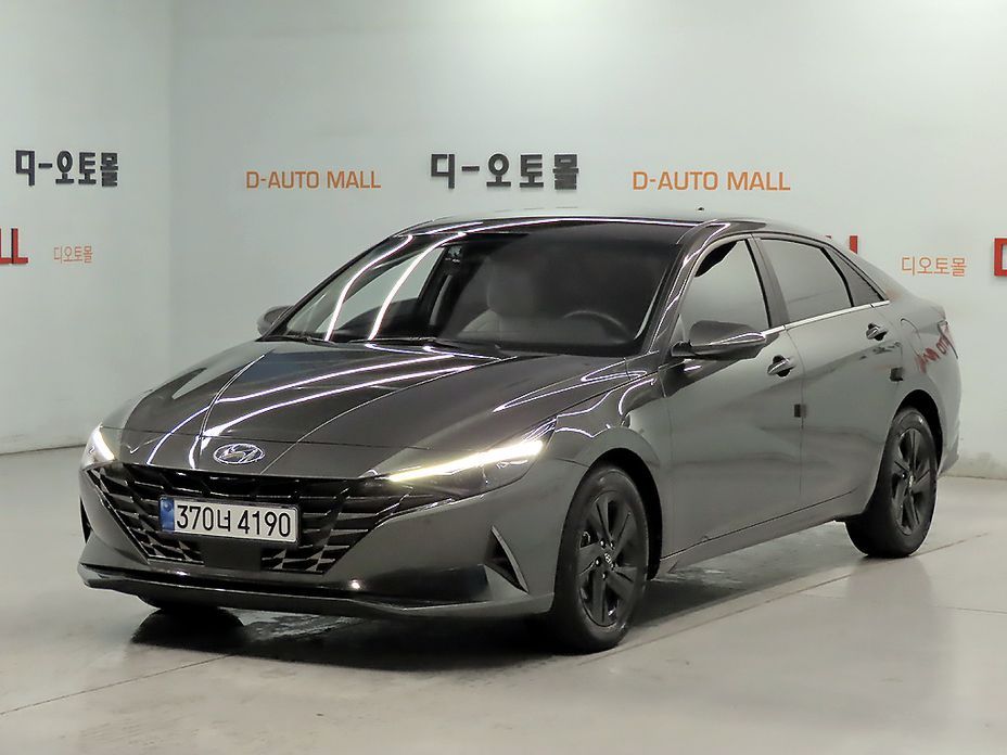Hyundai AVANTE 2021