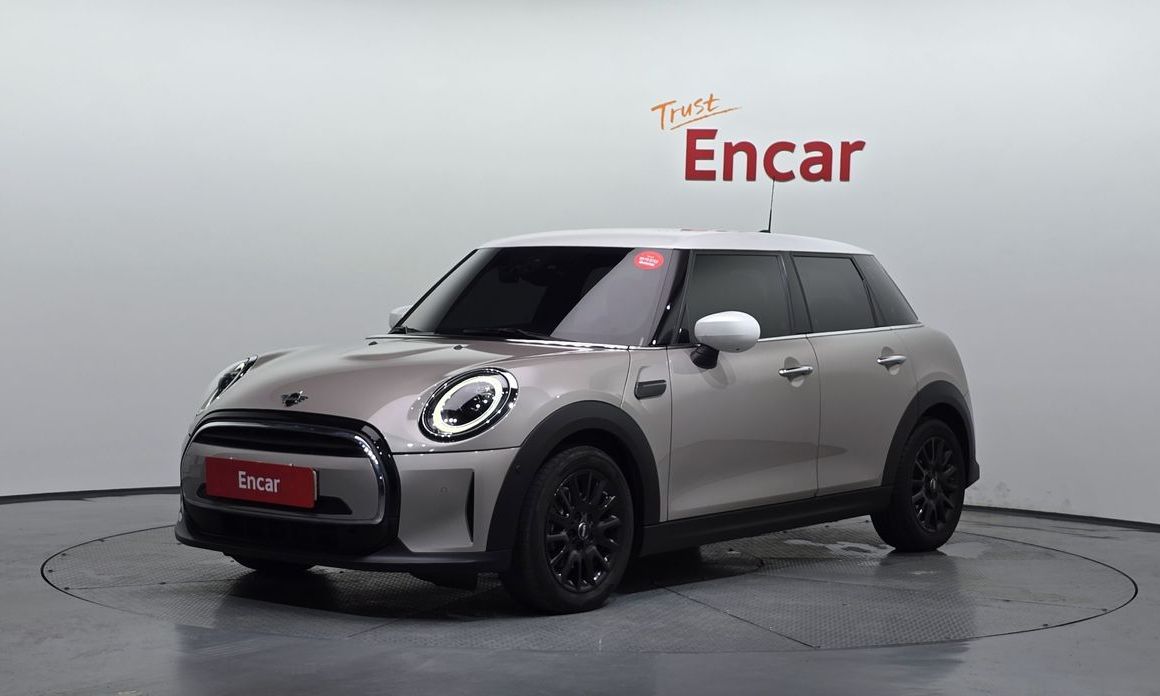 Mini Cooper 2024