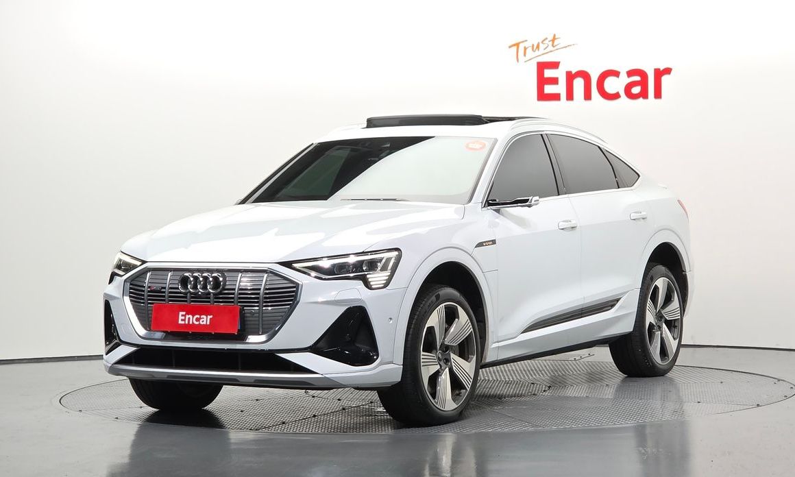 Audi e-tron 2022