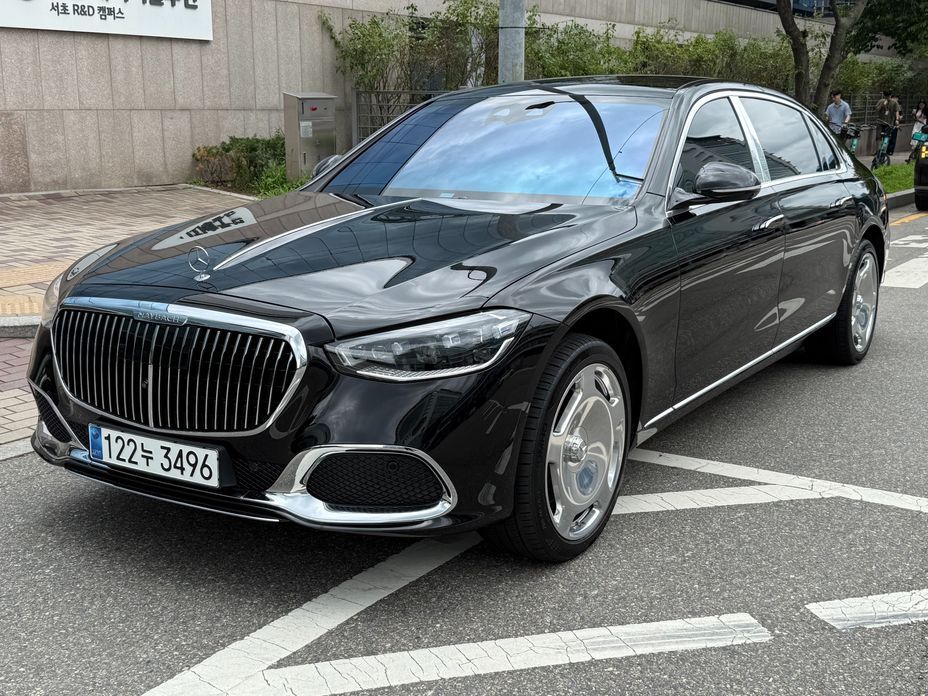Mercedes-Benz S-Class 2023