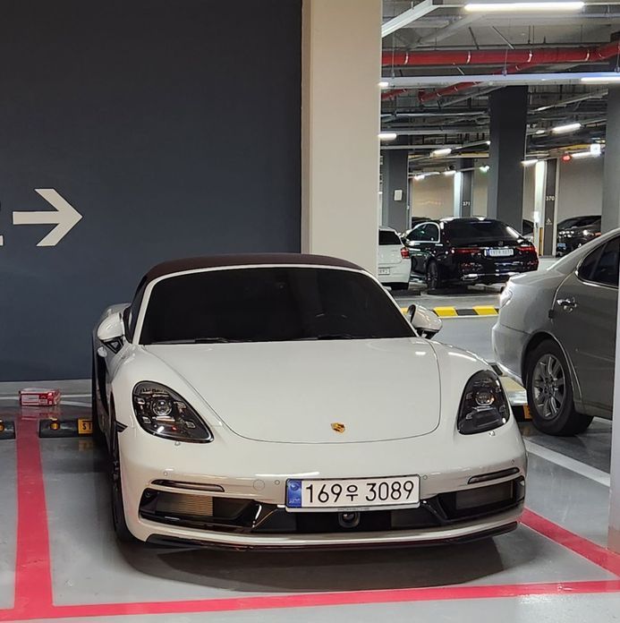 Porsche 718 2023