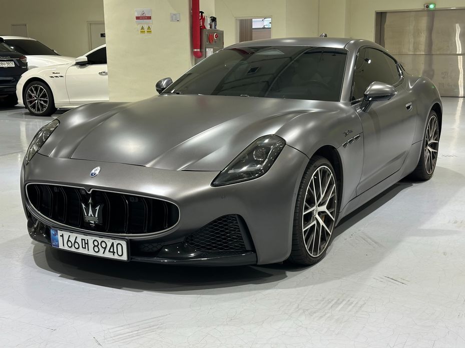 Maserati GranTurismo 2024