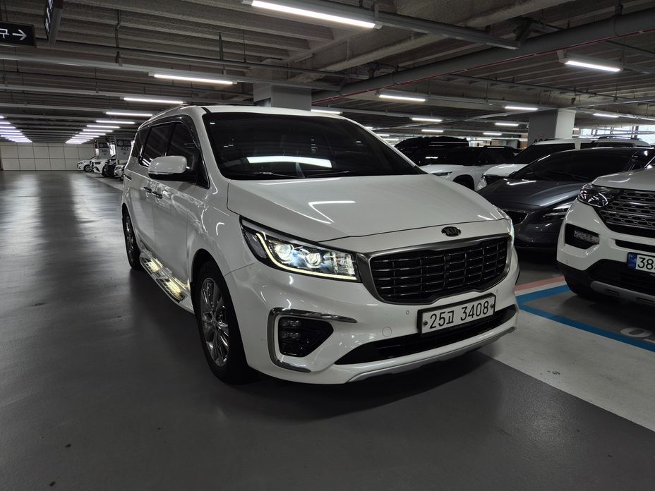 Kia Canival 2019