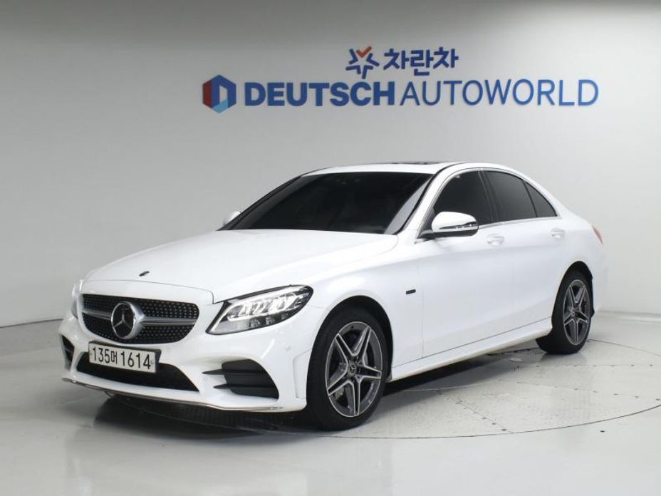 Mercedes-Benz C-Class 2020