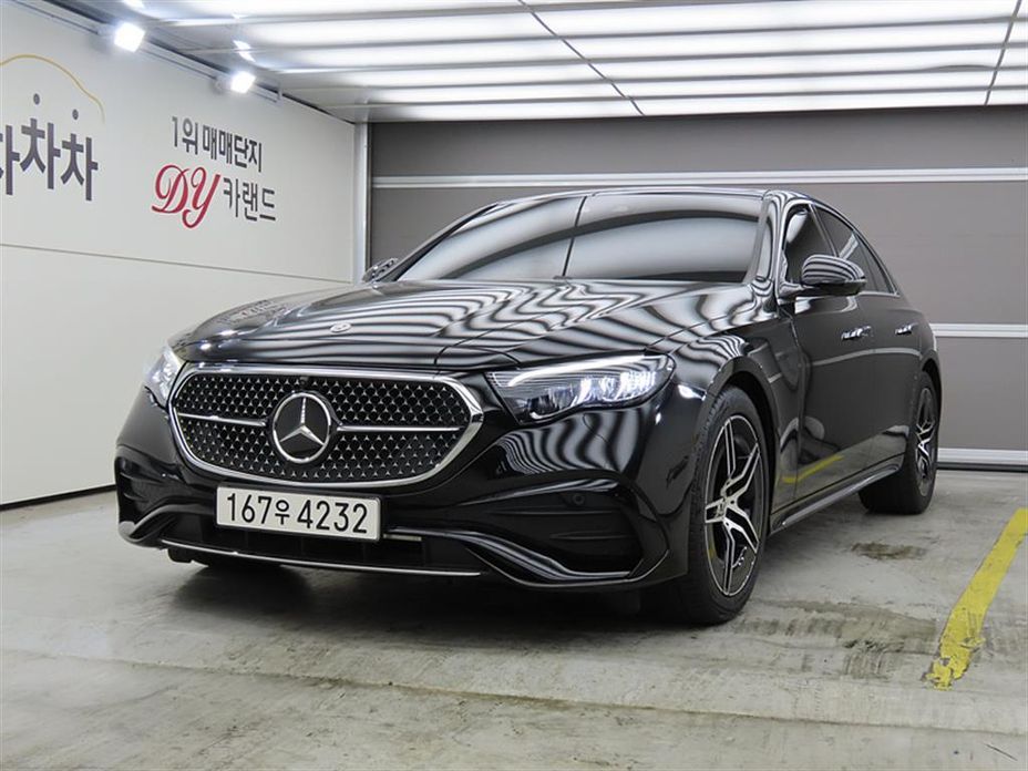 Mercedes-Benz E-Class 2026