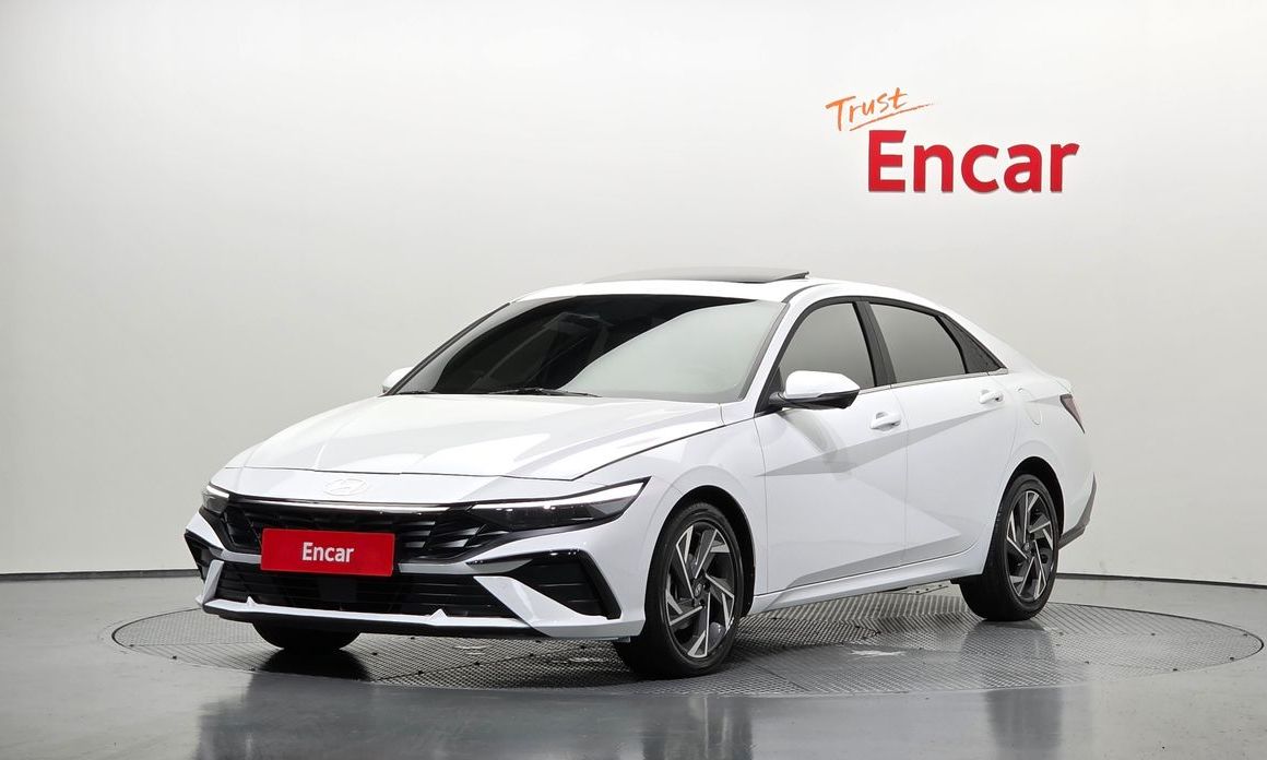 Hyundai AVANTE 2025