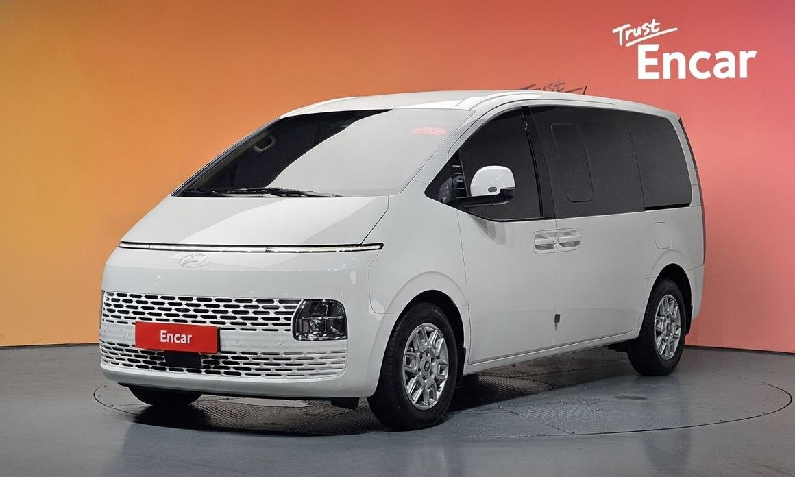Hyundai Staria 2025