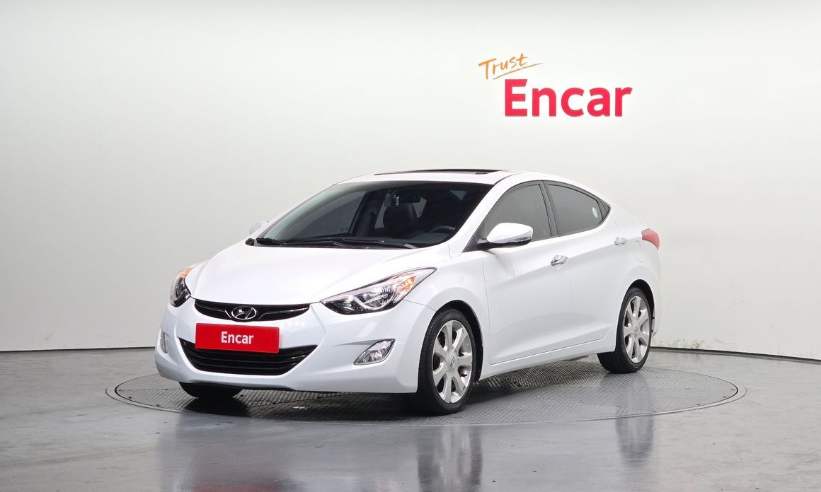 Hyundai AVANTE 2012