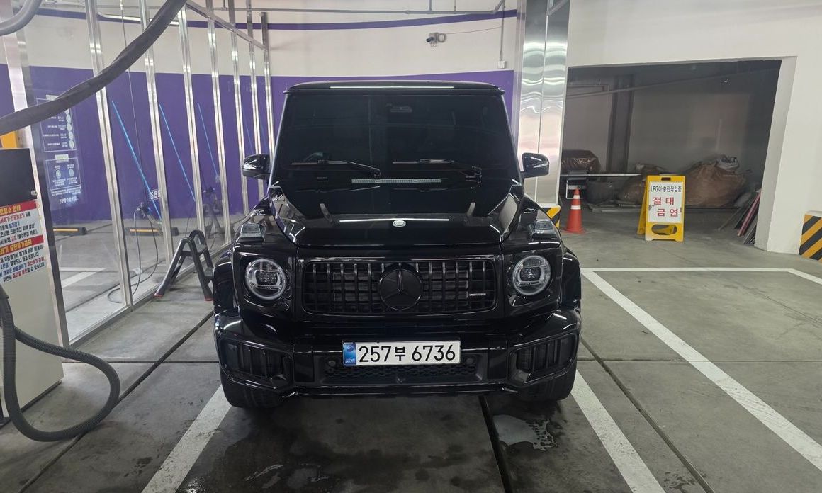 Mercedes-Benz G-Class 2025
