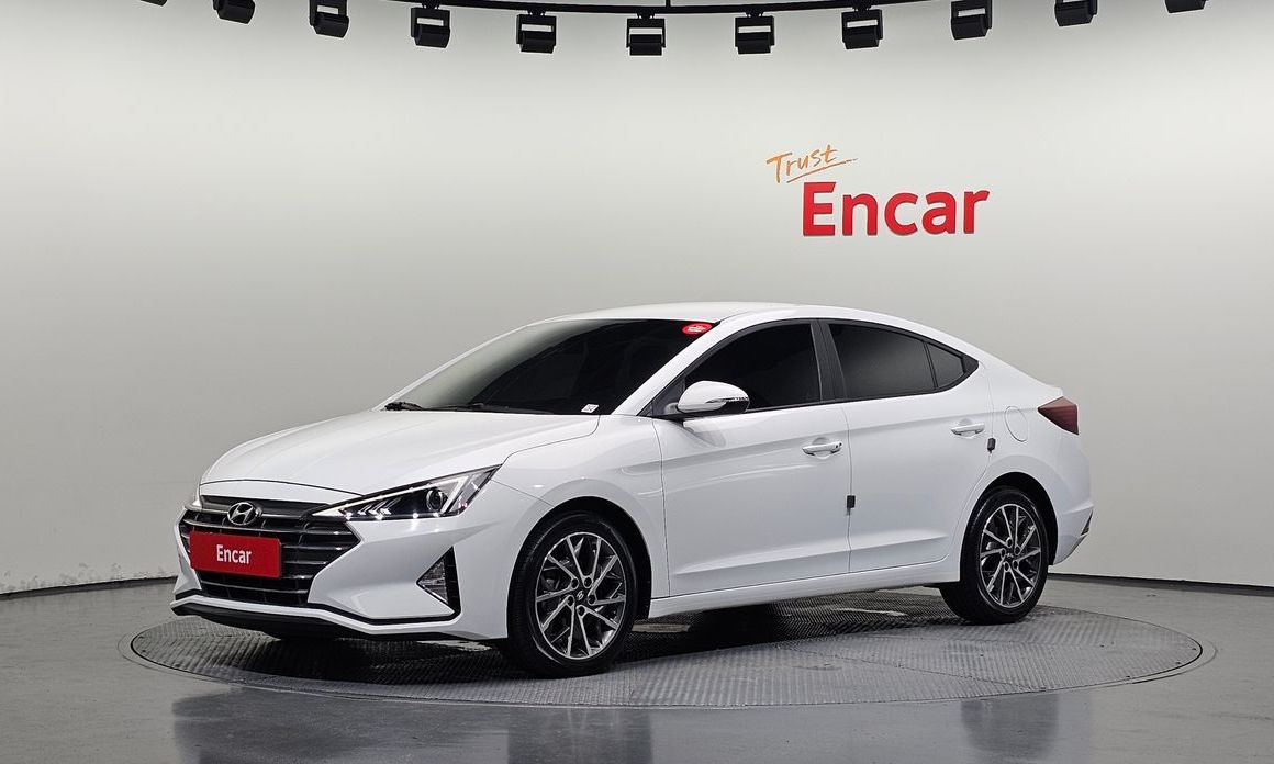 Hyundai AVANTE 2020