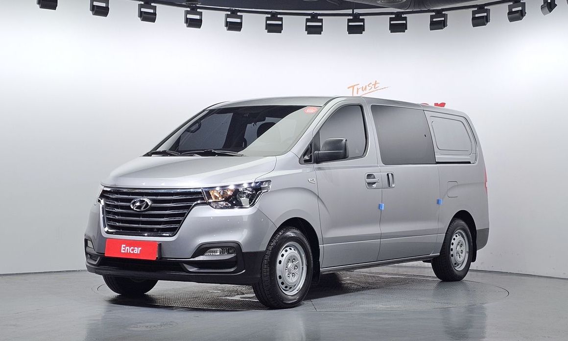 Hyundai Starex 2021