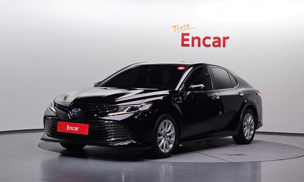 Toyota Camry 2019