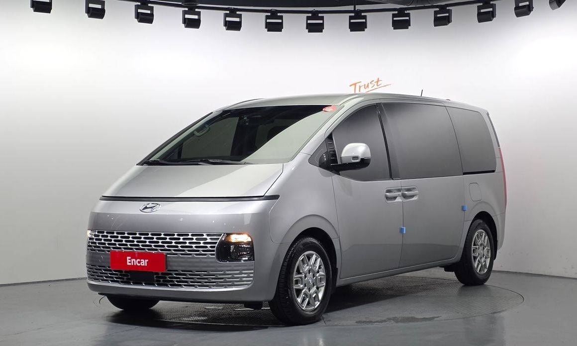 Hyundai Staria 2023