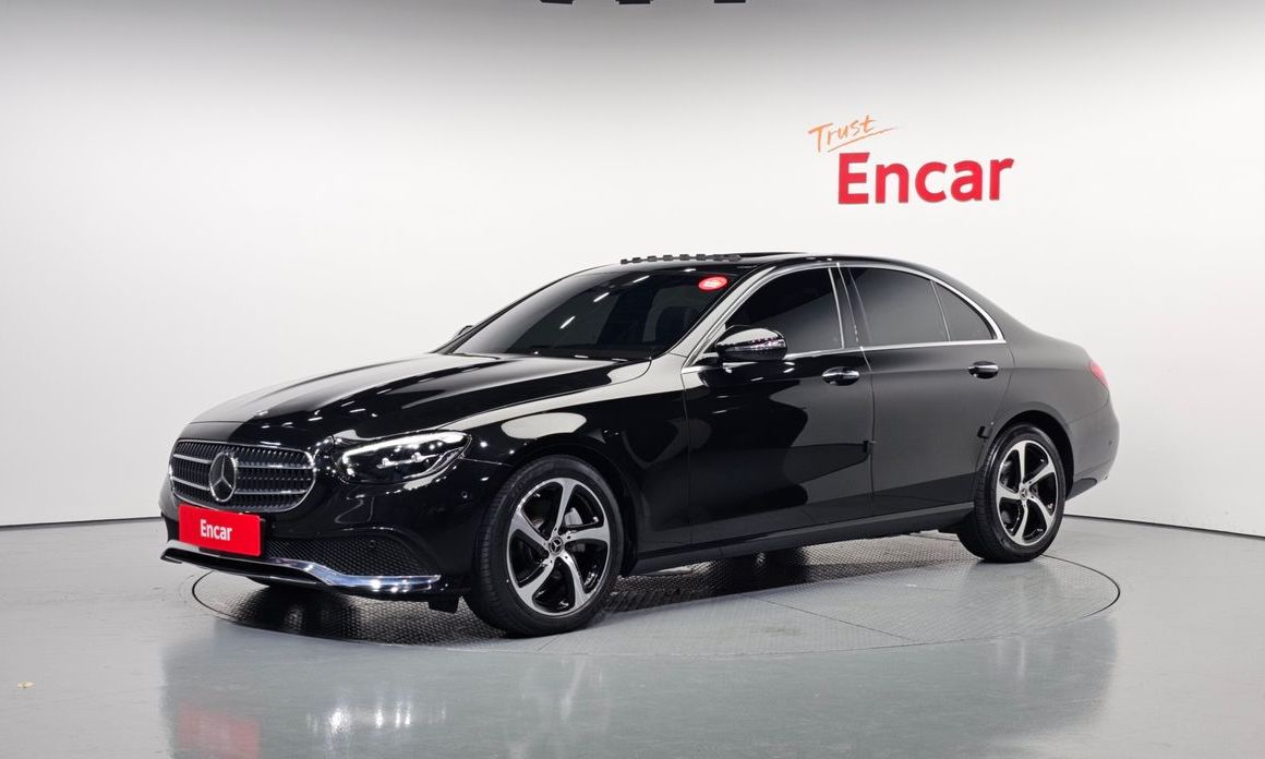Mercedes-Benz E-Class 2021