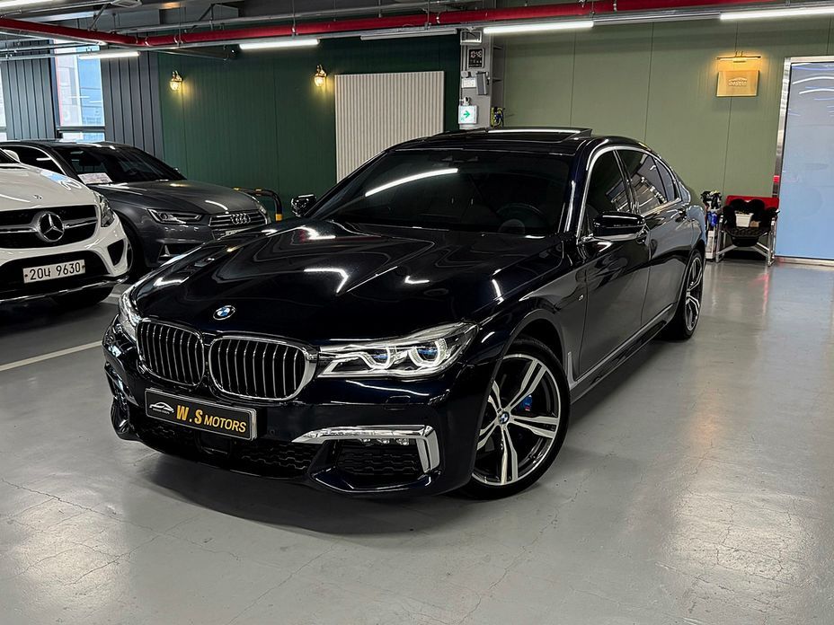 BMW 7-Series 2019