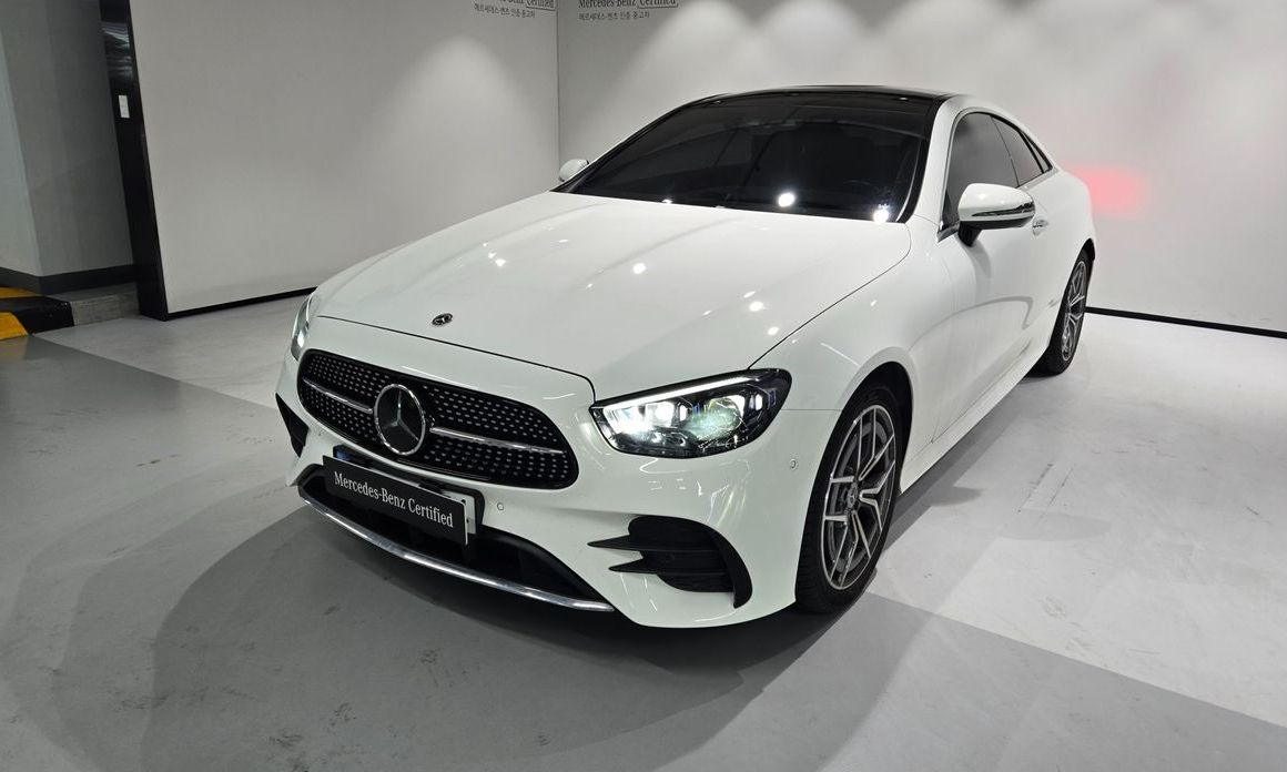 Mercedes-Benz E-Class 2022