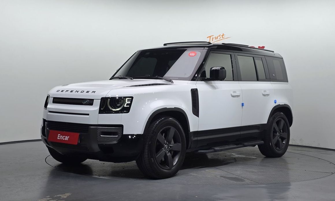 Land Rover Defender 2024