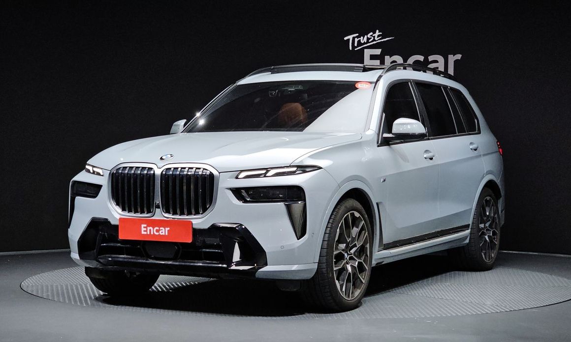 BMW X7 2024