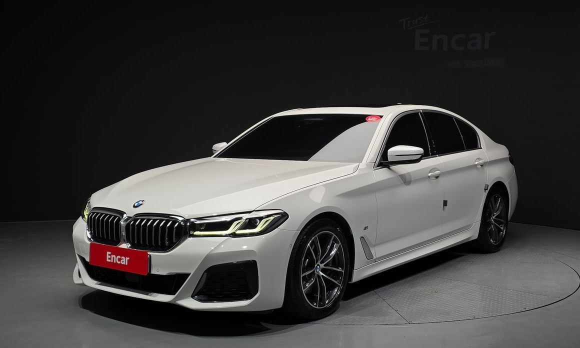BMW 5-Series 2022
