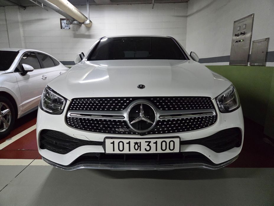Mercedes-Benz GLC-Class 2023