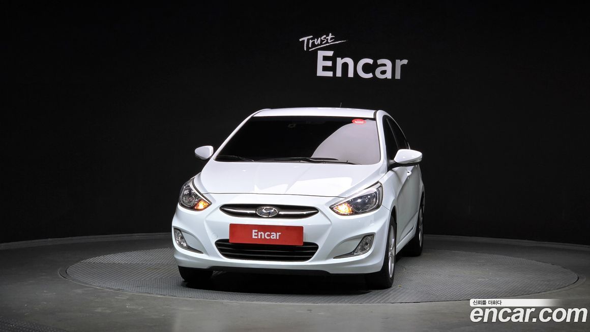 Hyundai Accent 2015