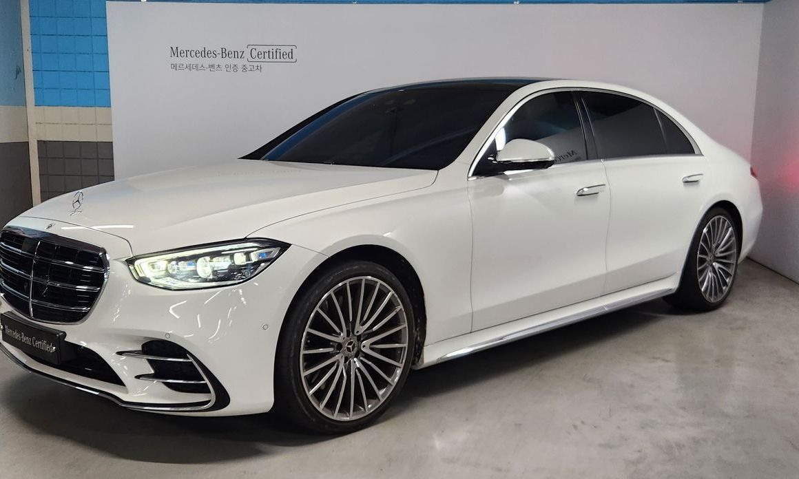Mercedes-Benz S-Class 2024