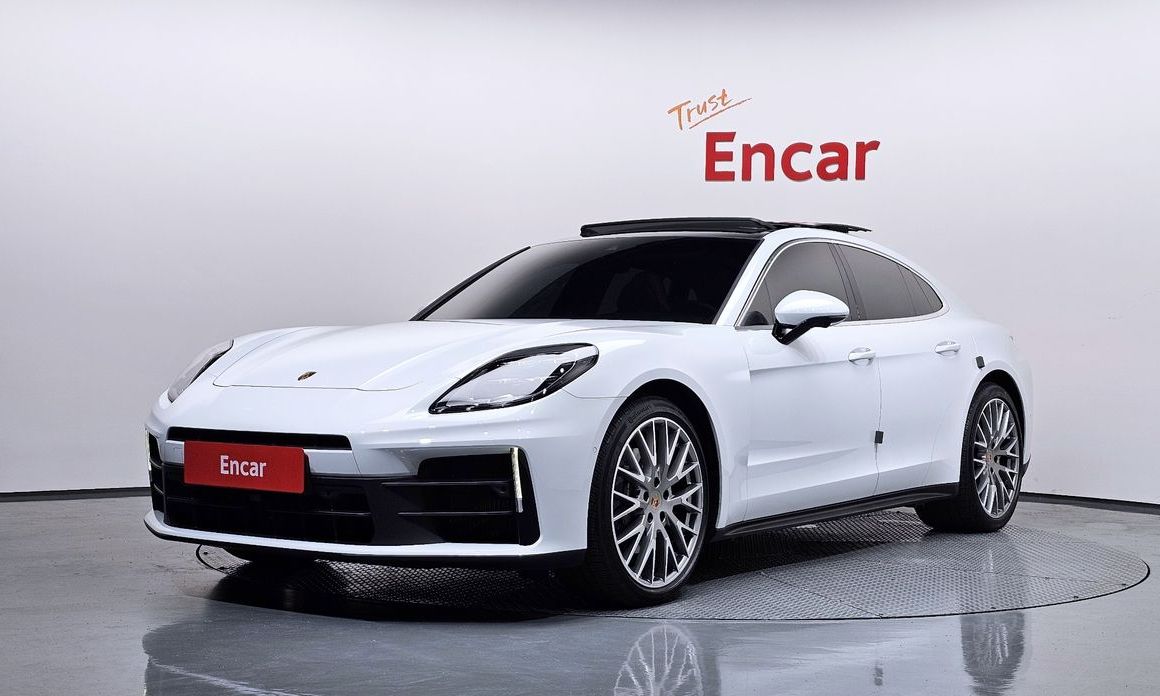 Porsche Panamera 2024