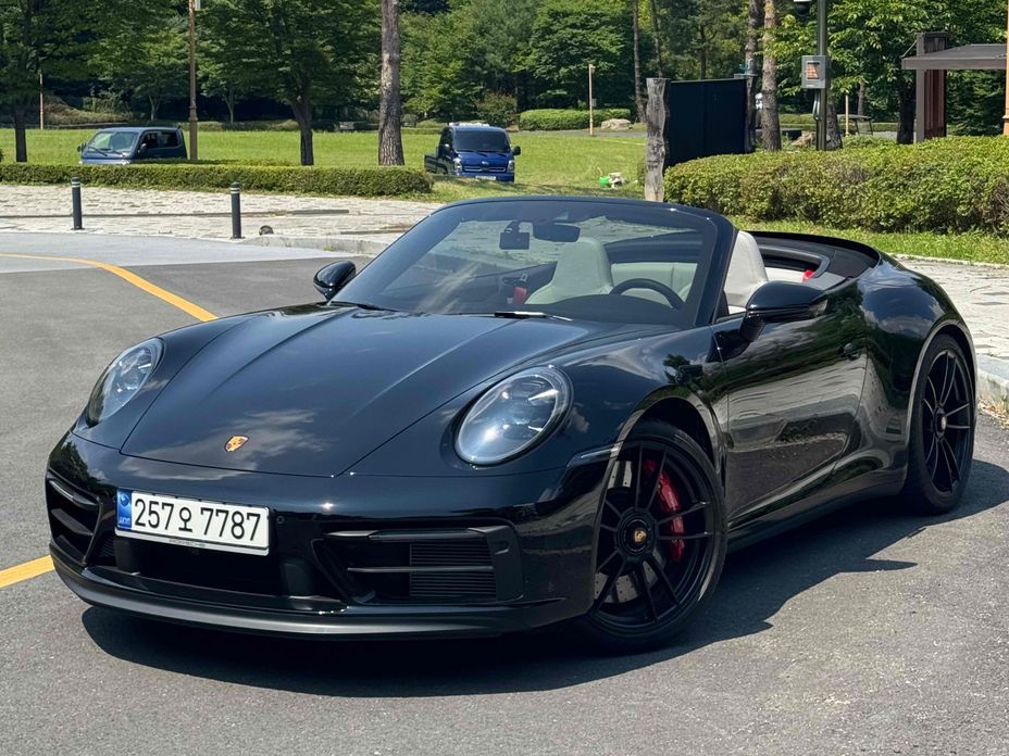 Porsche 911 2023